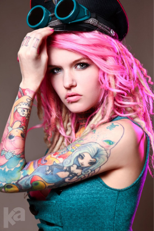 cericienta:  Model: Alloy Ash