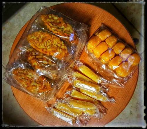 #SweetTreats from Da Philippines #tart #yema #pastillas (at Camp Al Nahyan Area Muroor مطعم الركن ا