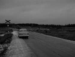 ozu-teapot:  Nattvardsgästerna (AKA Winter Light) | Ingmar Bergman | 1963Gunnar Björnstrand, Ingrid Thulin