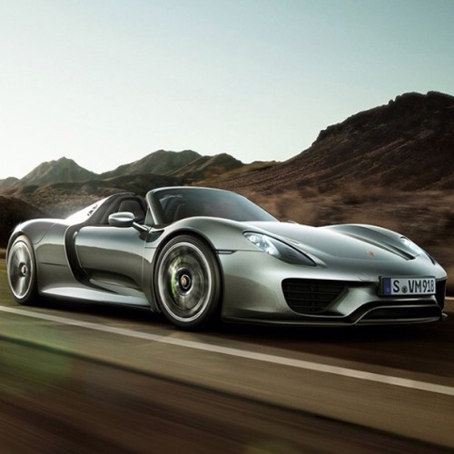Get into #Porsche&rsquo;s 2015 918 #Spyder #Hybrid, and live the #PlayboyLifestyle in an #EcoFriendl