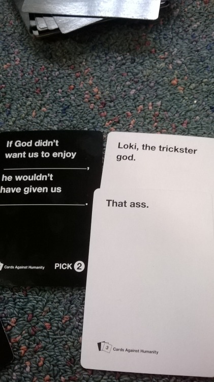 delicious-hiddle-morsels:thebollyknickers:admiral-edmonster:The cards speak the truth.King of Assgar