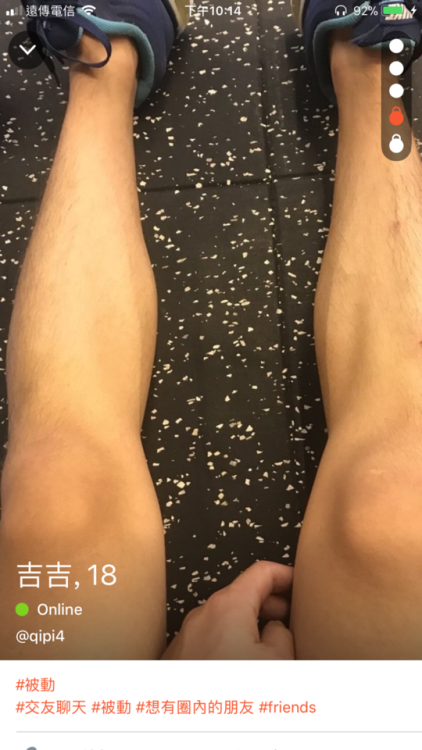 larry0829:可愛大屌弟
