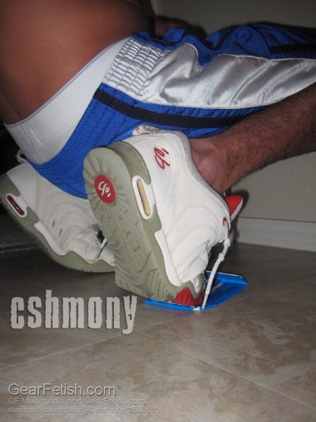 sneax sox and the hairy men