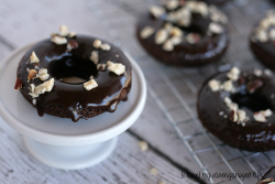 therecipepantry:  Baked Chocolate Hazelnut Donuts  UNF.