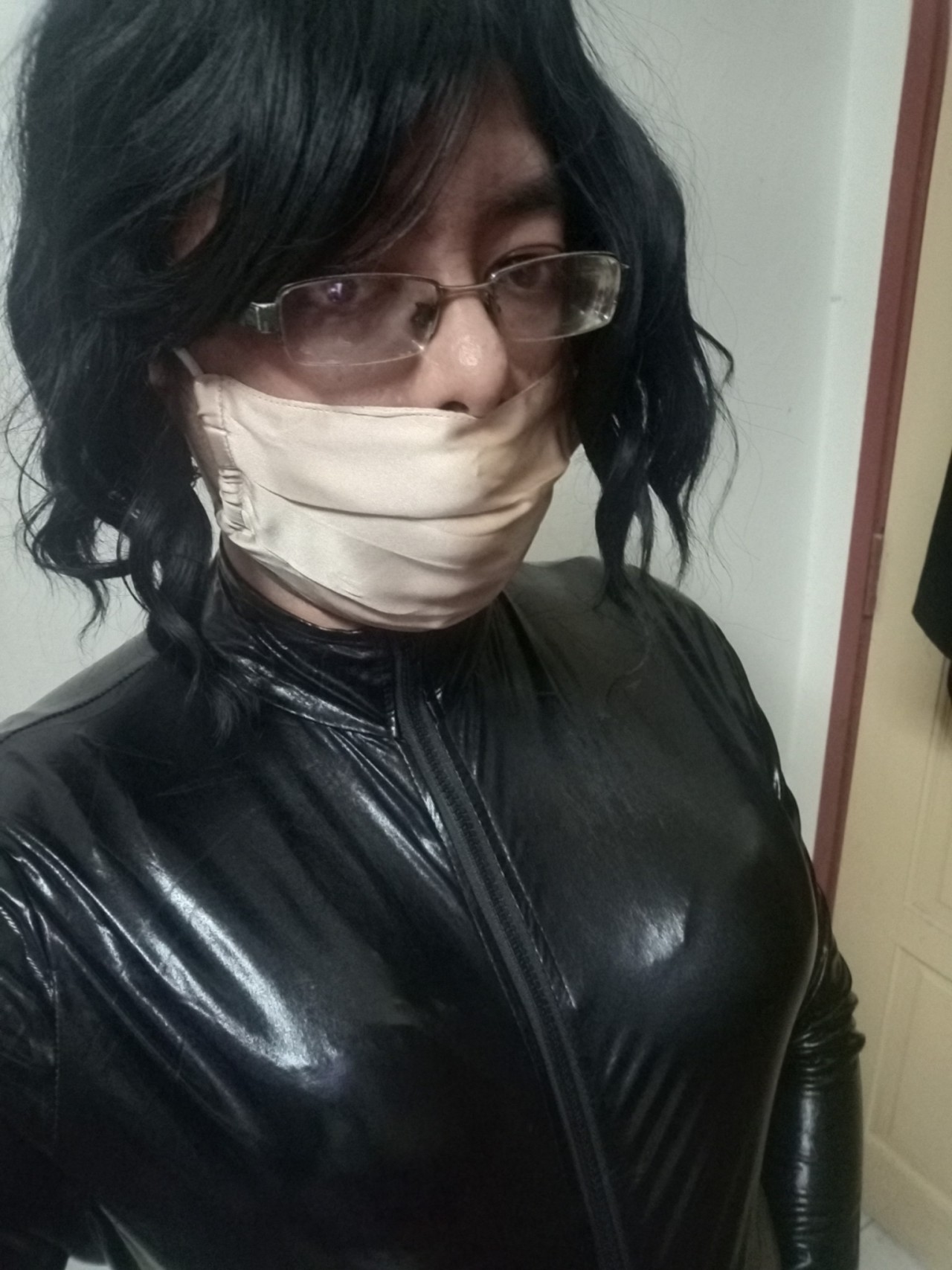 byulu:A mysterious figure busted me out of satin prison. As an exchange, she hired me as a cat burglar…This catsuit doesn’t even have pockets. How am I going to carry stuff?There’s a huge possibility that I’ll get rearrested,