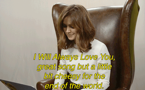 clarabosswald:  buzzfeedgeeky:  Jenna Louise Coleman finds out which companion she is according to the BuzzFeed quiz.  #blinded by her smile (via buzzfeedgeeky)