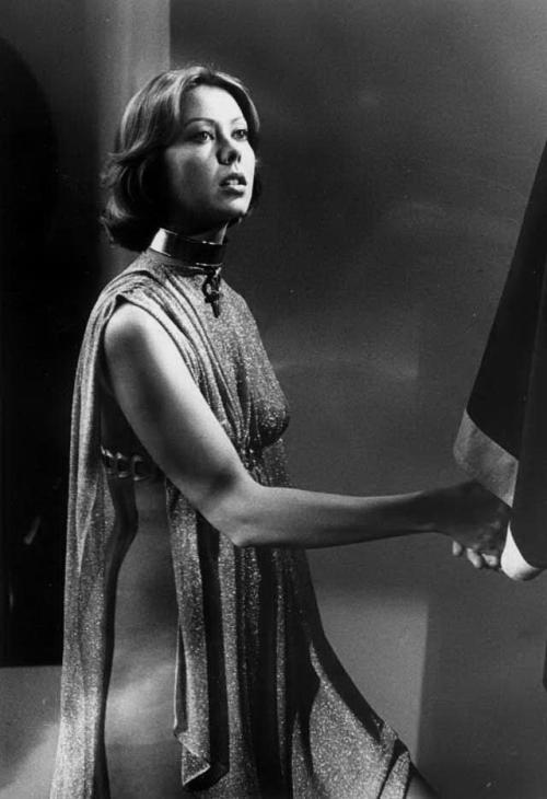 dustyvideobox:  More Jenny Agutter in Logan’s Run (1976) http://dustyvideobox.blogspot.co.uk/2014/08/mid-life-crisis-logans-run-1976.html 