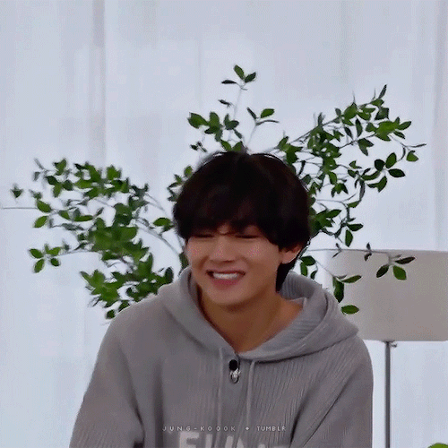 Taehyung X The Game Caterers Show For Anon