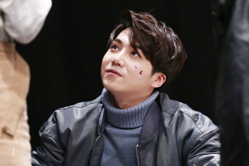 fy-jojinho:  PENTAGON mini album 3rd Fansign in Ilchin Art Hall  161105©   odd trap &