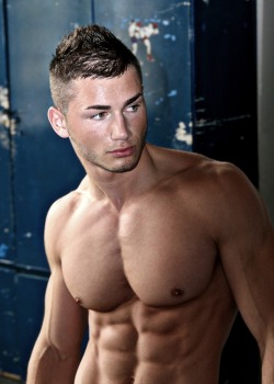 fitnessmalemodels:  Nick Gomez
