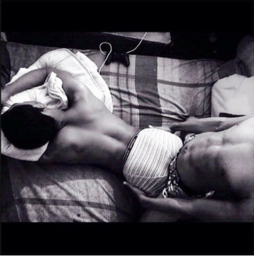 iloveazz89:  iloveazz89.tumblr.com  To submit pics send them to KIK: TOPJERZEE.
