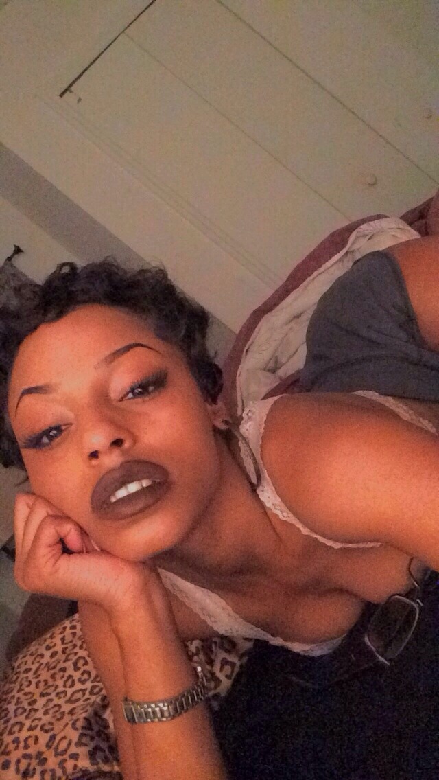 jesustheblackmexican:  My favorite blogger on tumblr 😍 she’s so beautiful 😘.