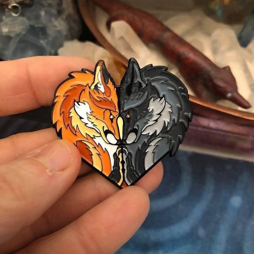 Oooo lookie what&rsquo;s in the st(o)re! The last of my Foxy Luv pins are up for grabs, but hurry! Q