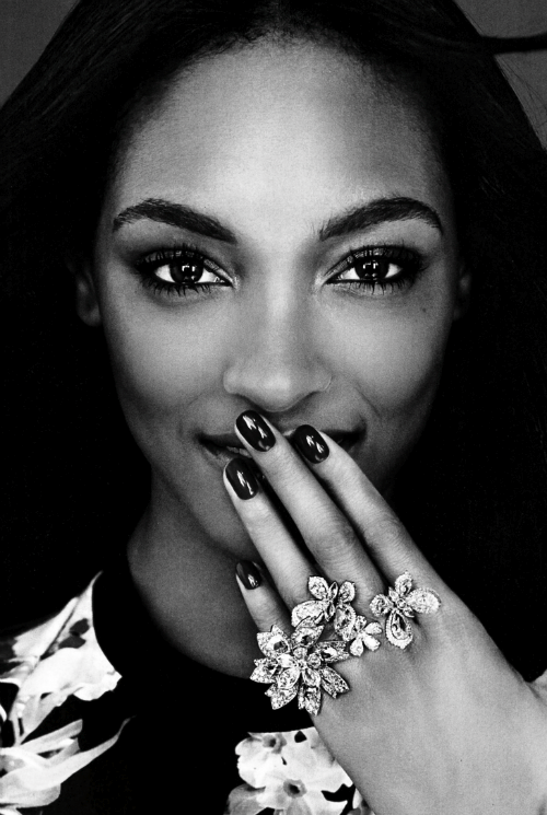 forthosewhocravefashion:  Jourdan Dunn for US Vogue December 2013, ph. by Patrick Demarchelier  THIS