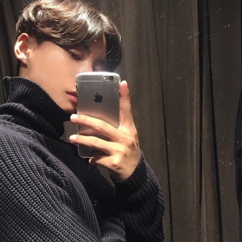 ulzzangb0y:  Instagram:@daegyeomyu ft.@jeongjimann