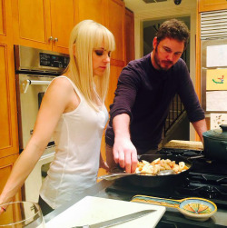 fyeahchrispratt:  @AnnaKFaris Alls well,