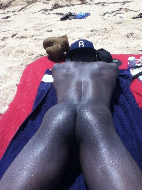 allhailtheblackmalebooty:  Dark n milk milk chocolate