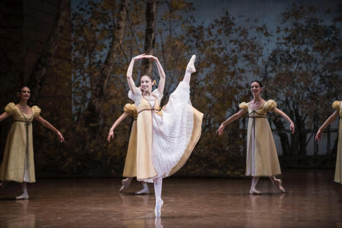 John Cranko, Onegin Marion Barbeau ph. Julien Benhamou