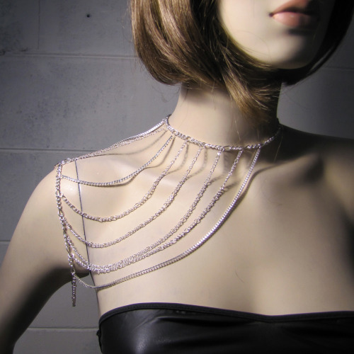 Silver or Gold plated Body chain jewelry Comes in Gold or SilverCheck out this item and more on 621f