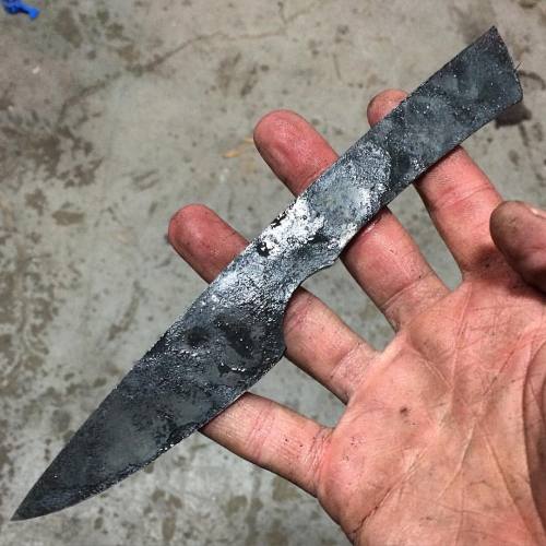 so after a lil grinding thats where we’re at #knife #knifemaking #customknives #knifefanatics 