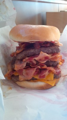 wendys:  verdegrand:  A triple Baconator with triple bacon! Three patties with 9 strips of bacon per patty! Added a (rather large) fry in for comparison.  omg  Triple baconator