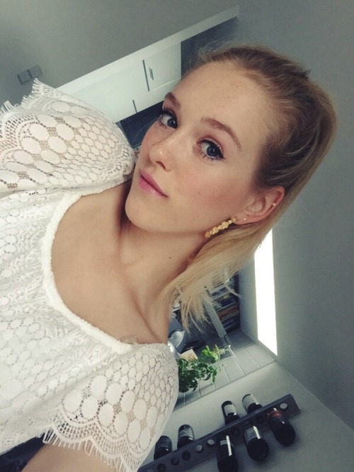 adore me