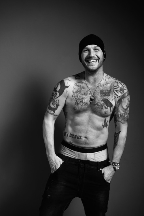 Porn tomhardyvariations:  UK Esquire January/February photos