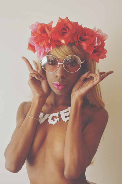 ouotenshiouo:  Angel T <3