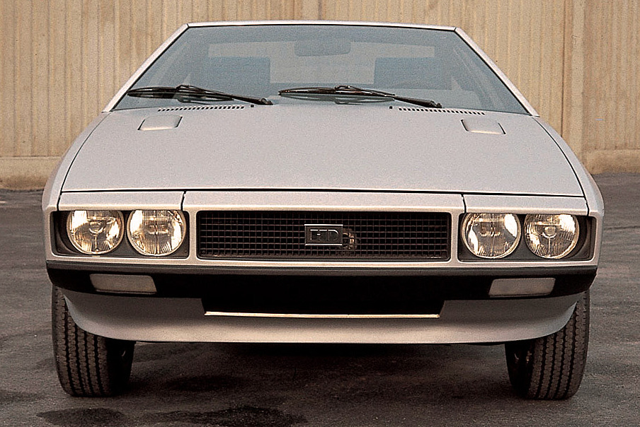 carsthatnevermadeit:  carsthatnevermadeit:  Hyundai Pony Coupe, 1974, by Italdesign.