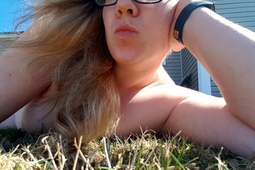 justmyboobs:Happy Lips & Tits Friday!☀ nsagirl.tumblr.comLoving the outdoor pics @nsagirl Looks 