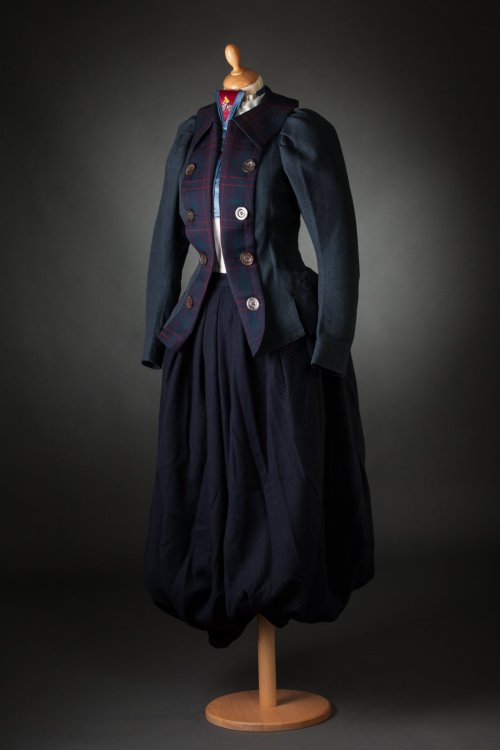 Cycling outfit ca. 1898-1900From Tessier &amp; Sarrou