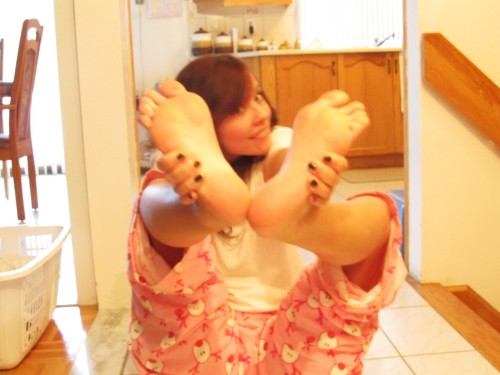 myfriendsprettyfeet: sarasox:  By the time I got my camera set up I almost didn’t want to take the p