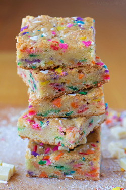 Do-Not-Touch-My-Food:funfetti Cake Batter Blondies