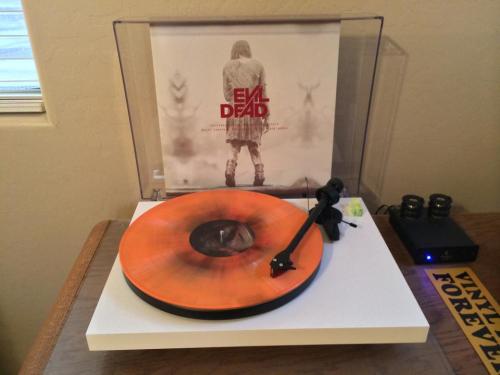 Evil Dead Soundtrack (2013)