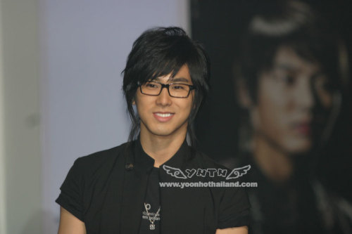 onlyloveyunho:  080202 Yamaha Press Conference in Thailand - Part 2  cr: as on the pics