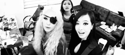  just focus on our baby sulli ಥ‿ಥ 