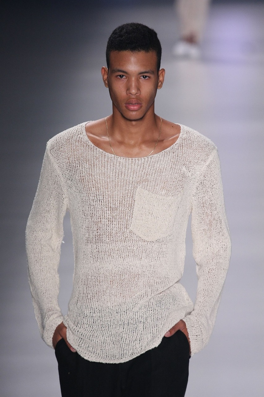 dedapuma:Éverton Araujo Osklen S/S 14