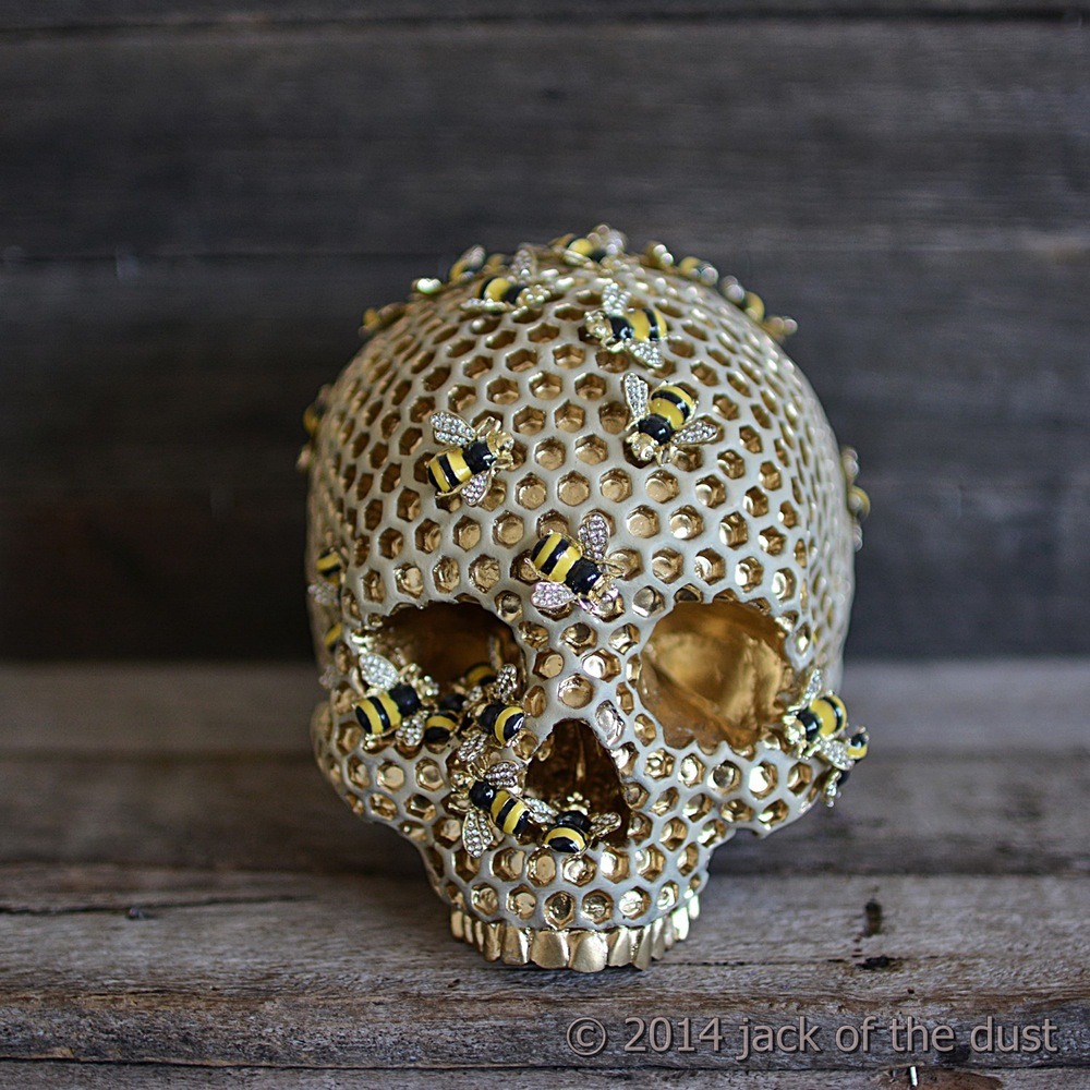 coolthingoftheday:  Skull sculptures by Jack in the Dust.  (Artist) 