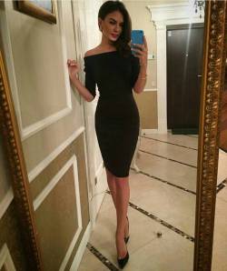 LBD selfie