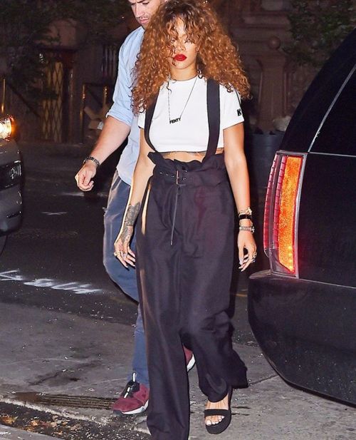 Rihanna #suspenders