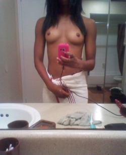 sexyblackcuties:  http://sexyblackcuties.tumblr.com Black Amateur Teens