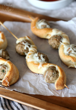 do-not-touch-my-food:  Meatball Sub on a Stick