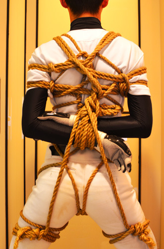 underwearefans:  supokon-danshi:  2014年3月　東京  喜欢，捆绑，棒球服 