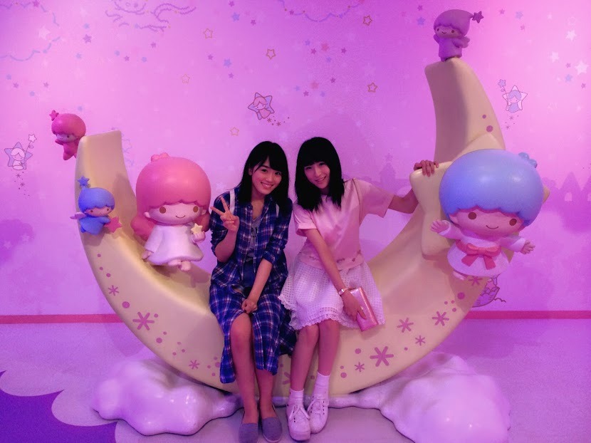 namiyorirobinha:  川本紗矢 on Google+20150830 21:56  こんばんわかめすーぷ(・ω・)さややです💓今日はお休みだったのでうめたんさんとサンリオピューロランドに行って来ました(