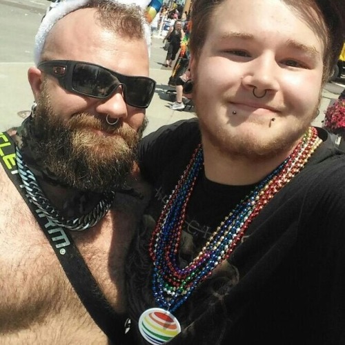 mcmeathead2: Looking back on last weekend at Columbus pride. I had such a wonderful time seeing old 