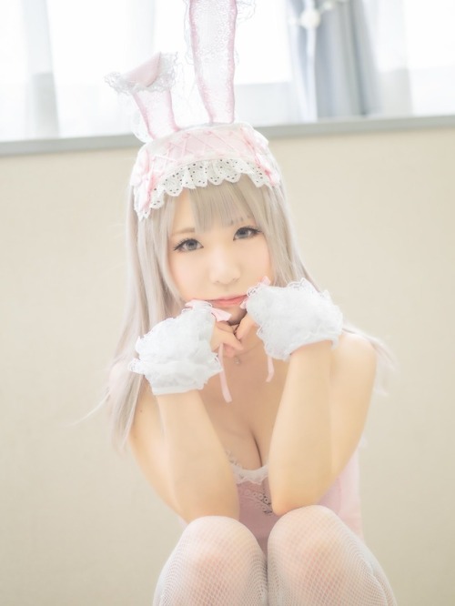 bunny girl