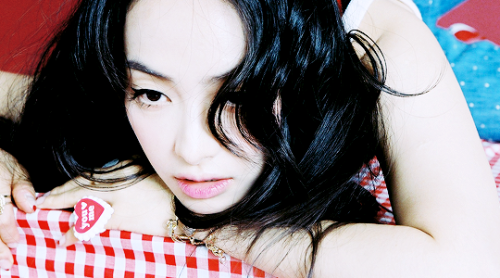 takeustoglory:Victoria’s teasers for f(x)’s 4 Walls