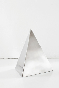 softconcrete:  Pyramid Chrome