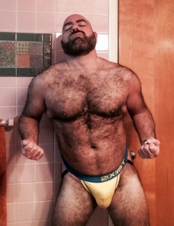 txfurlover:  sambrcln:Follow my two hairy