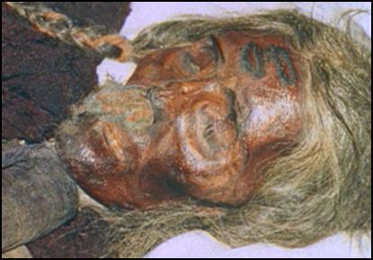 One of the most famous mummies of the Taklamakan Desert is that of “Cherchen Man”.
